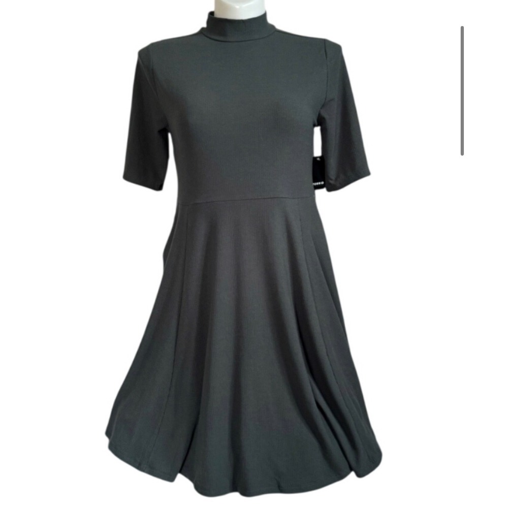 NEW NWT Torrid Super Soft Rib Mock‎ Neck Dress Dark Green Size 1 1X 14-16